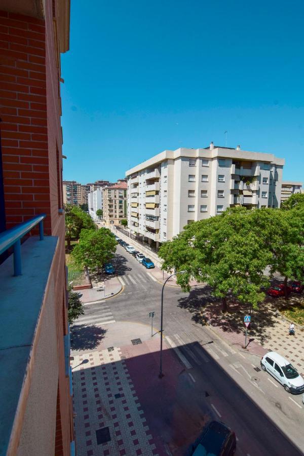 LetMalaga Huelin beach Bagian luar foto