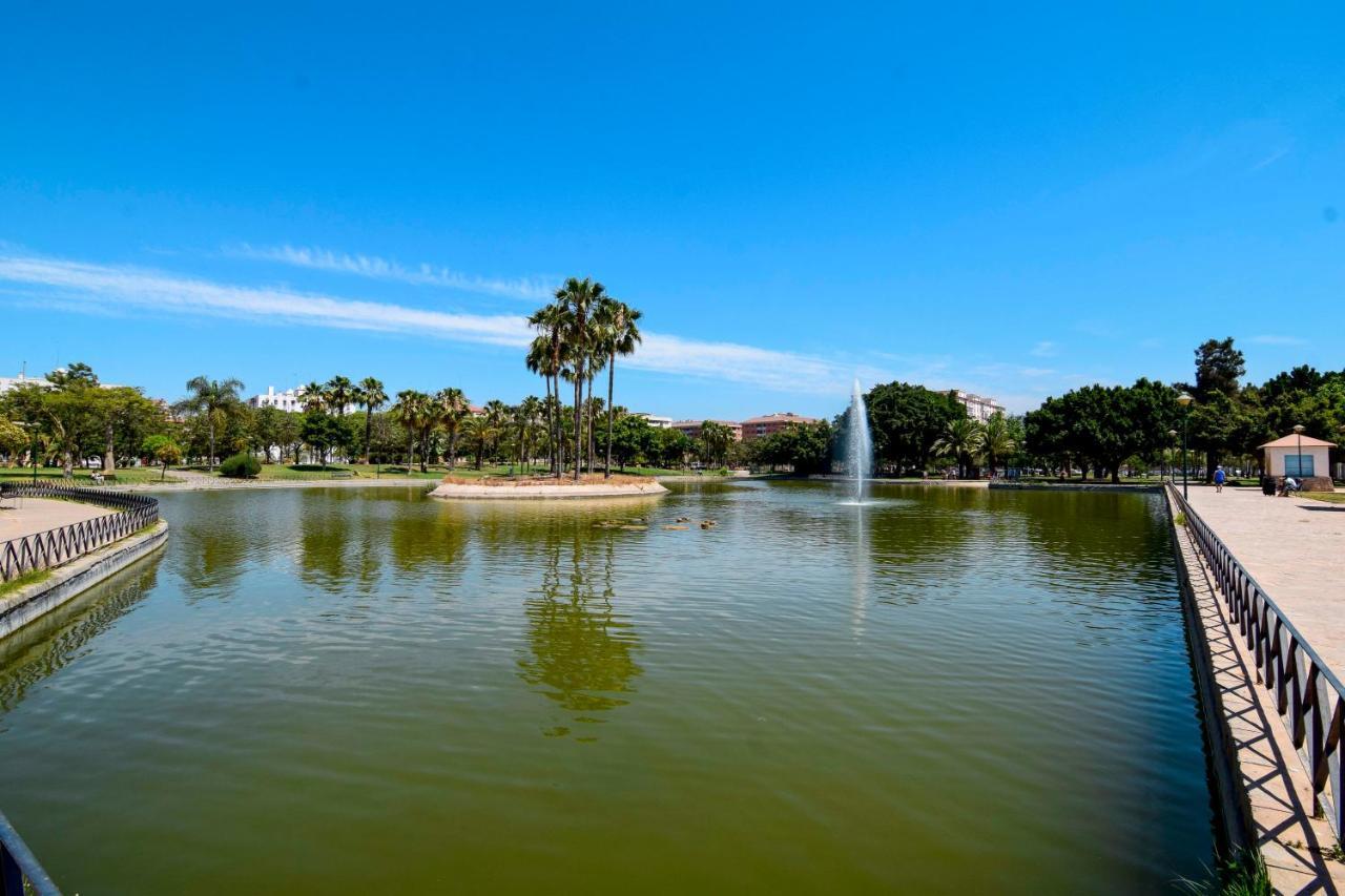 LetMalaga Huelin beach Bagian luar foto